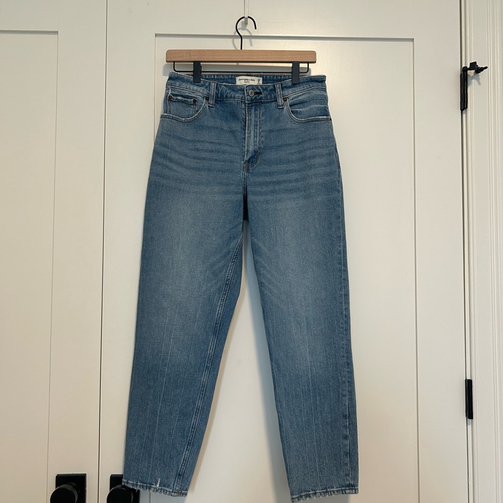 Abercrombie Curvy Mom High Rise Jean